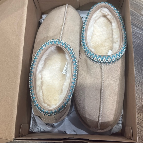 UGG Tasman Women's Driftwood White Pepper Slippers Size NEW Slides